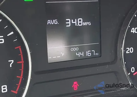 2018 Kia Forte Lx z USA, uszkodzony, nr VIN 3KPFK4A77JE254806